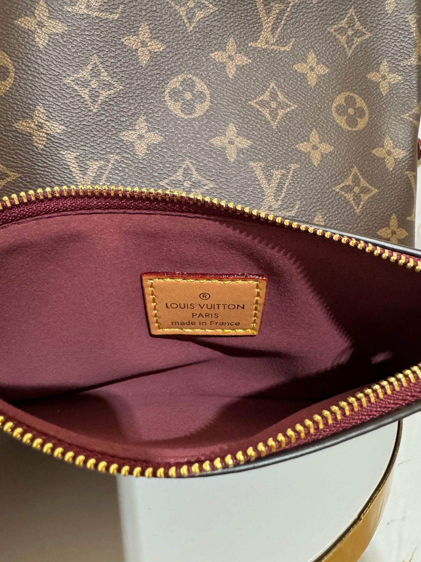 Borsa nev monogramma
